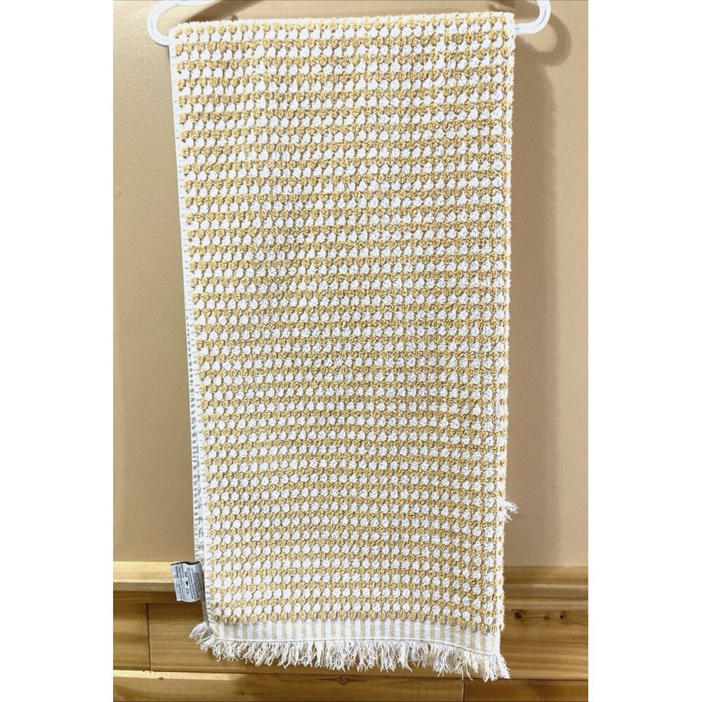 UGG Bath Towel Larissa Fall Yellow Leaf White Dot Fringe 100% Oeko Tex Cotton